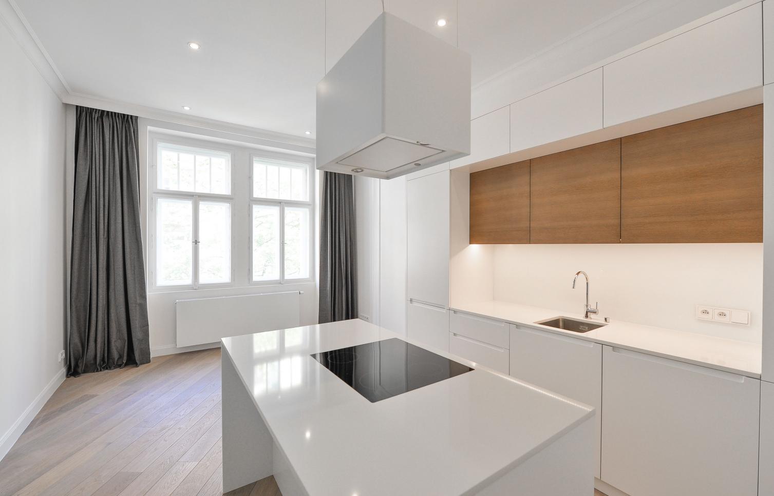 APARTMENT FOR RENT, square Jiřího z Poděbrad, Praha 3 - Vinohrady